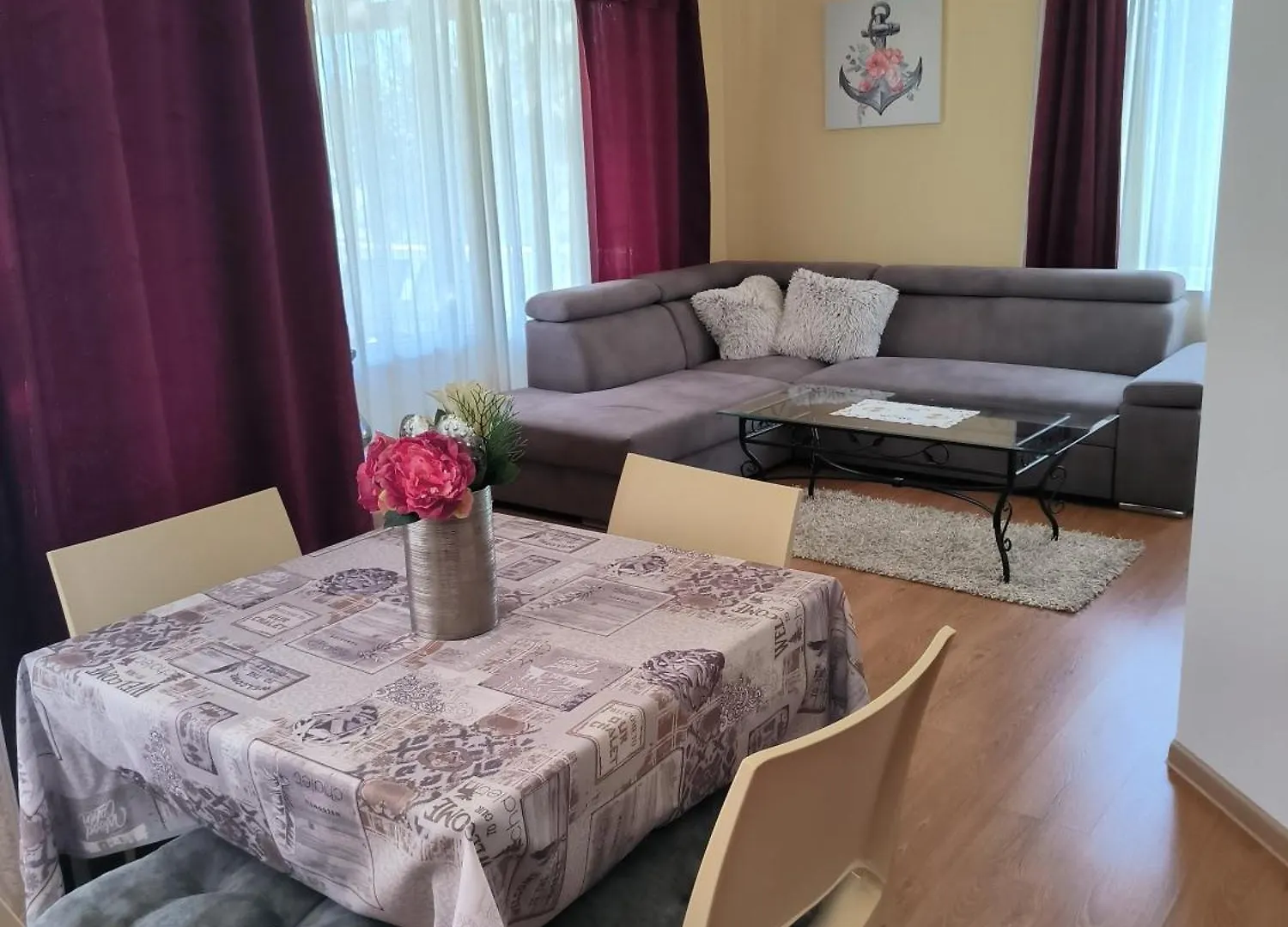 Apartments Kimm II Πόρετς Κροατία