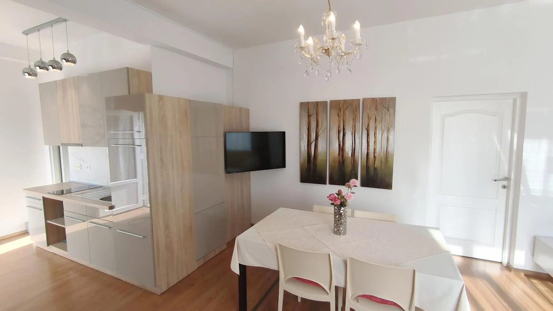 Apartments Kimm II Πόρετς 0*,  Κροατία
