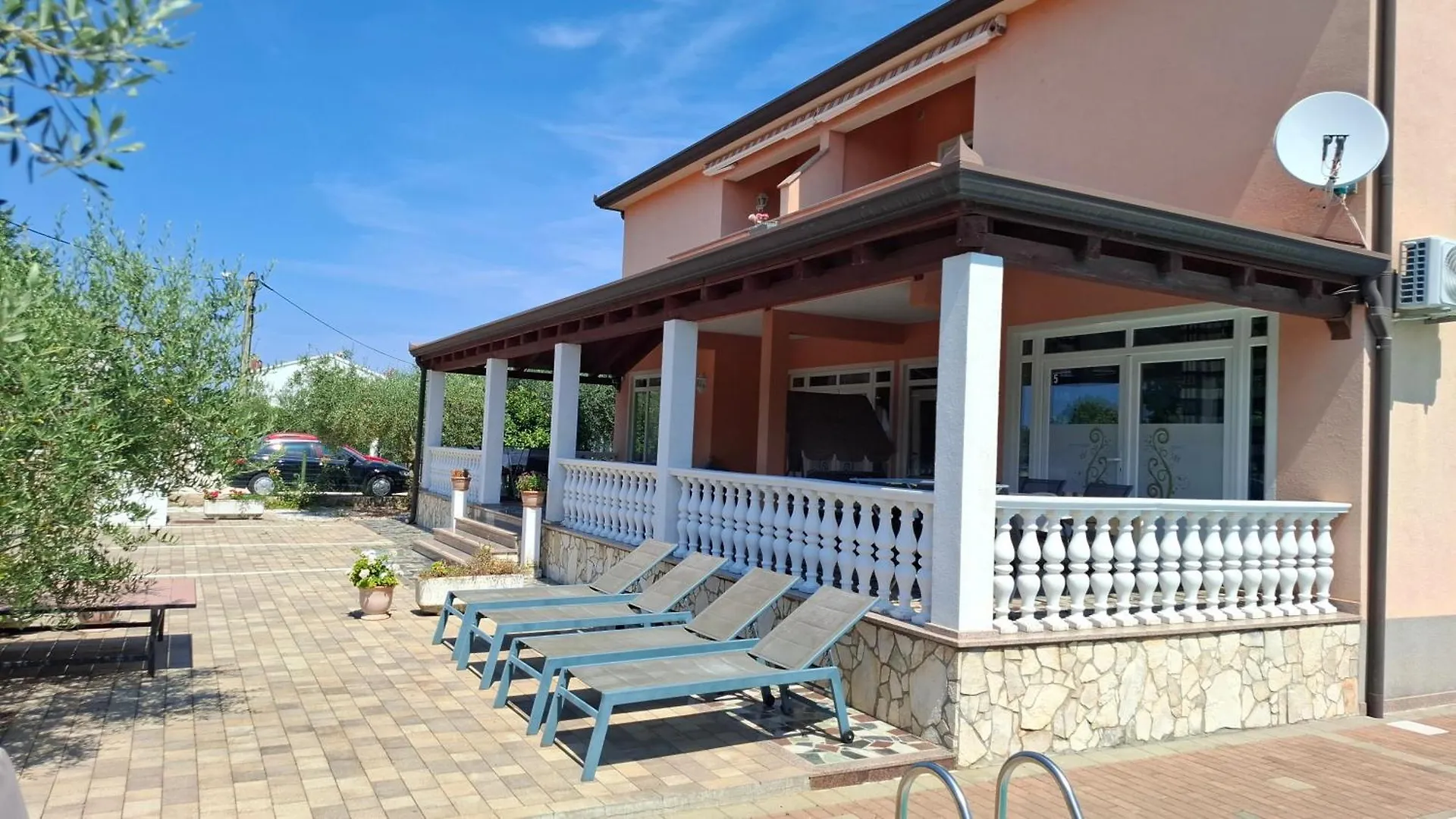 Apartments Kimm II Πόρετς